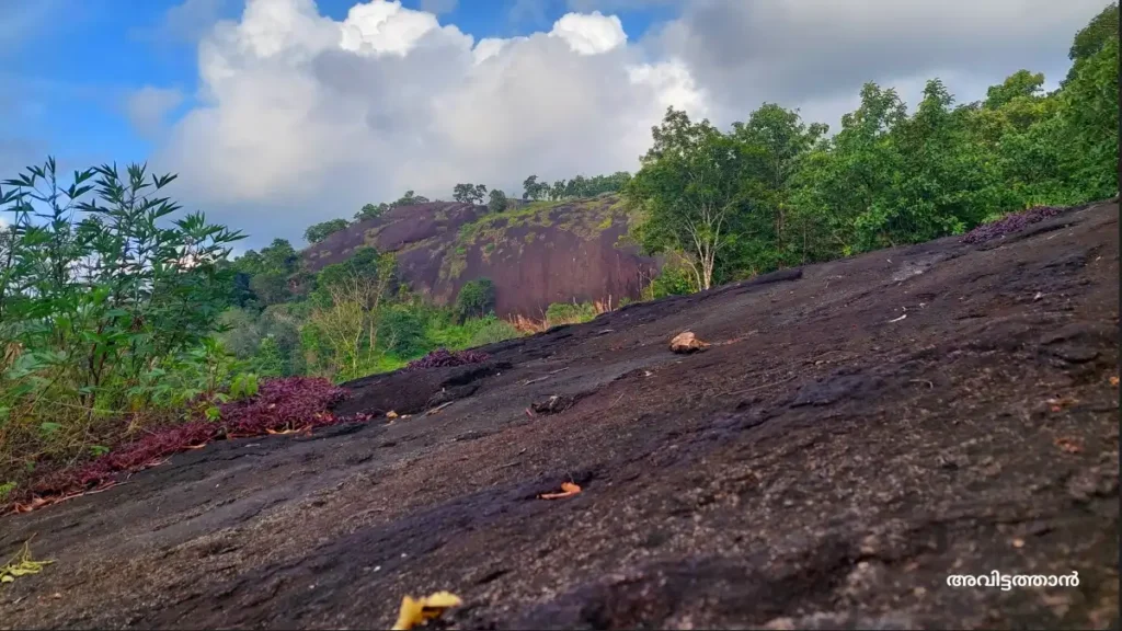 Rakshasanpara Koodal Rock Formations