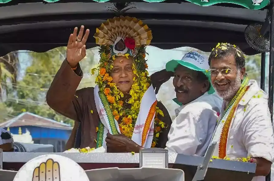 Shashi Tharoor Political Struggle